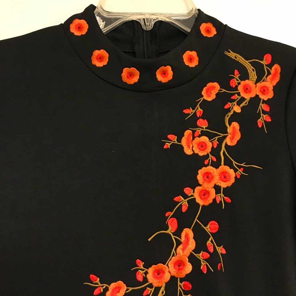 NWOT black embroidered dress 😍😍 - Picture 5 of 8